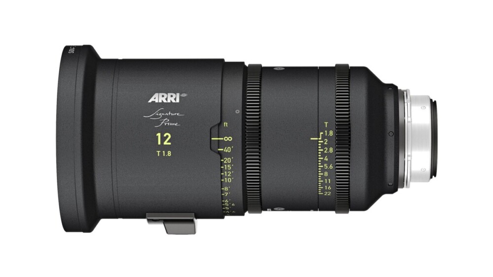 Imgi 27 kk 0019183 arri signature prime lens 12 t1 8 f horizontally